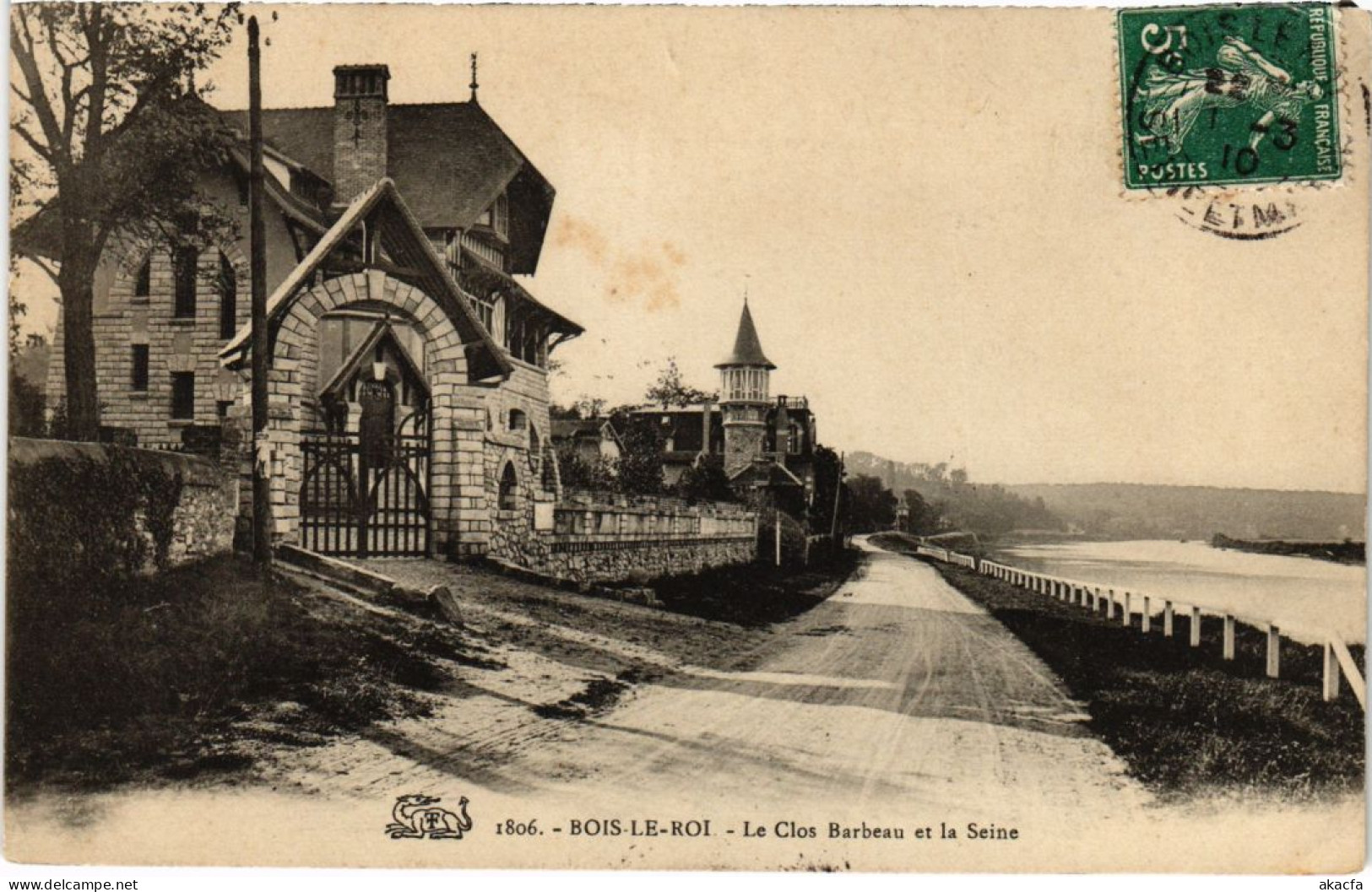 CPA Bois le Roi Le Clos Barbeau et la Seine (1269164)