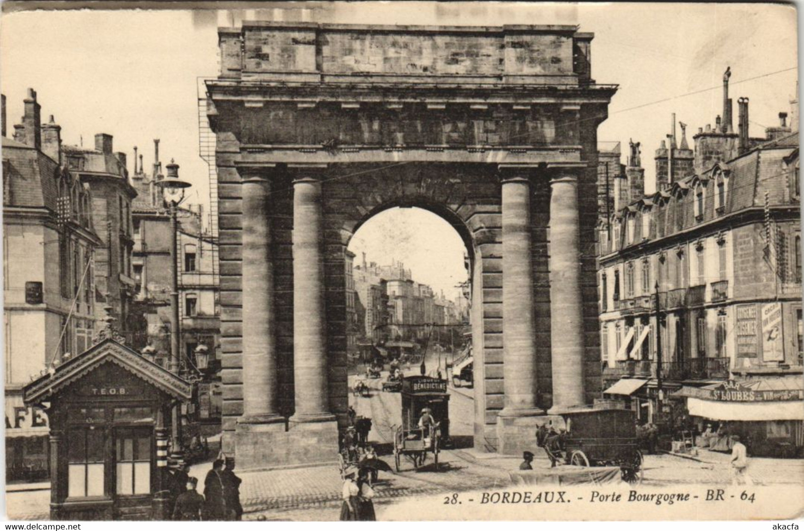 CPA BORDEAUX-Porte Bourgogne (27676)