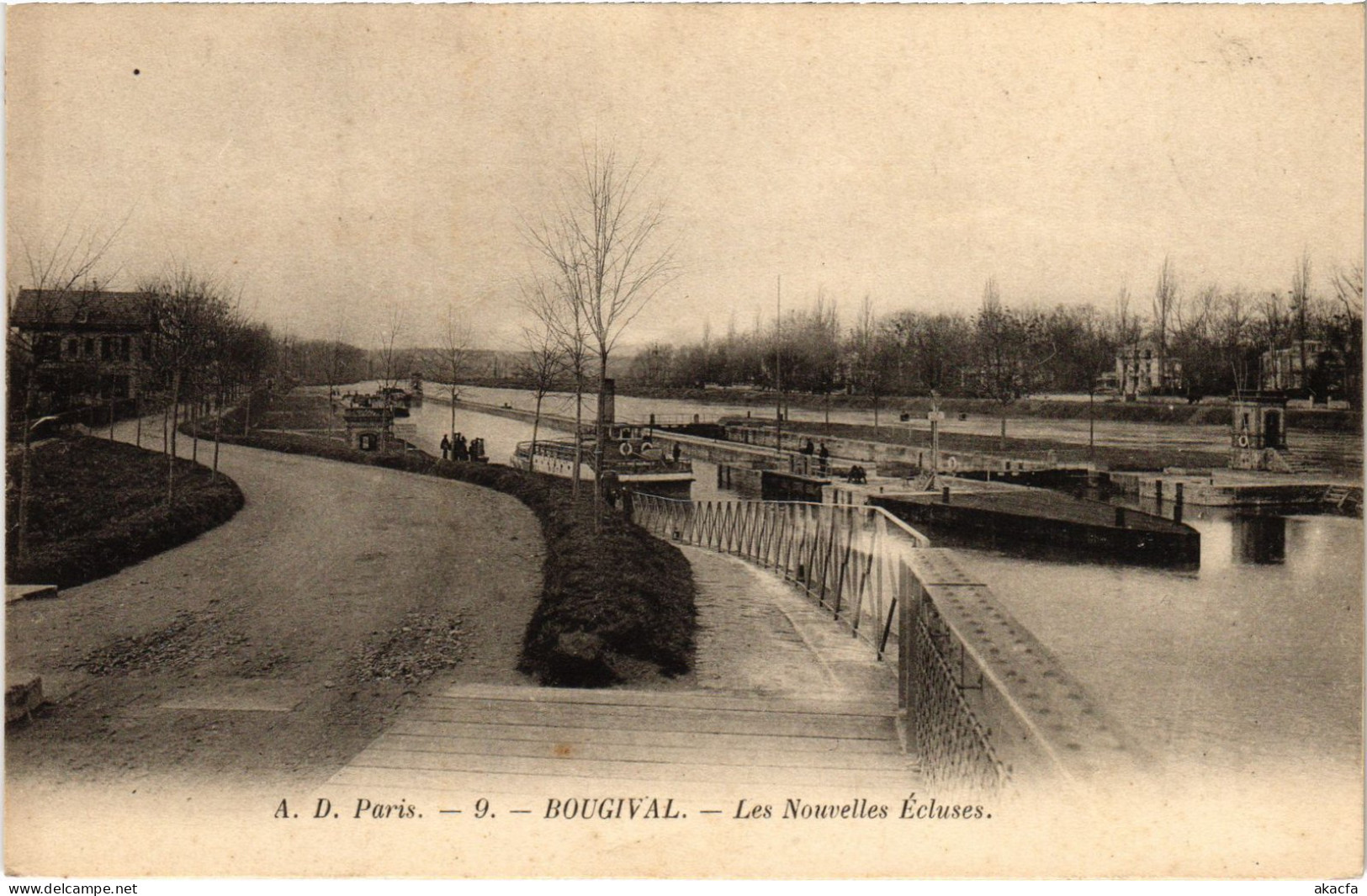 CPA BOUGIVAL Les Nouvelles Ecluses (1386457)