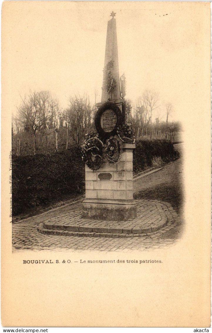 CPA BOUGIVAL Monument des Trois Patriotes (1411445)