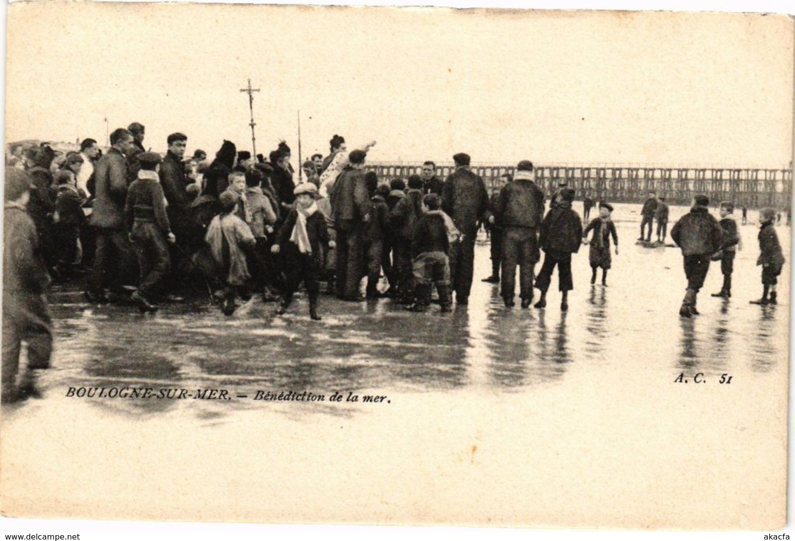 CPA BOULOGNE-sur-MER - Benediction de la mer (196538)