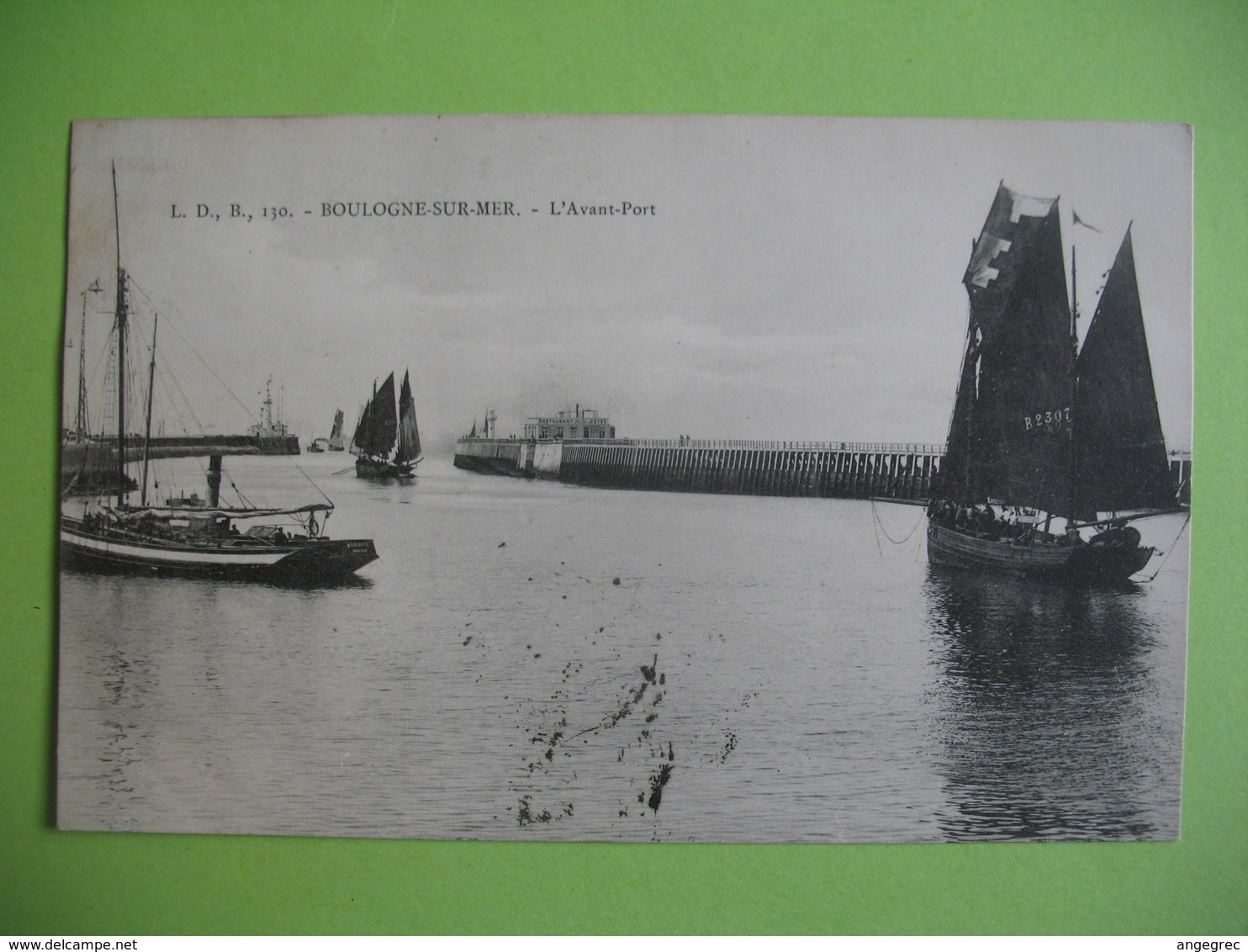 CPA  Boulogne sur Mer   L'avant Port  1904