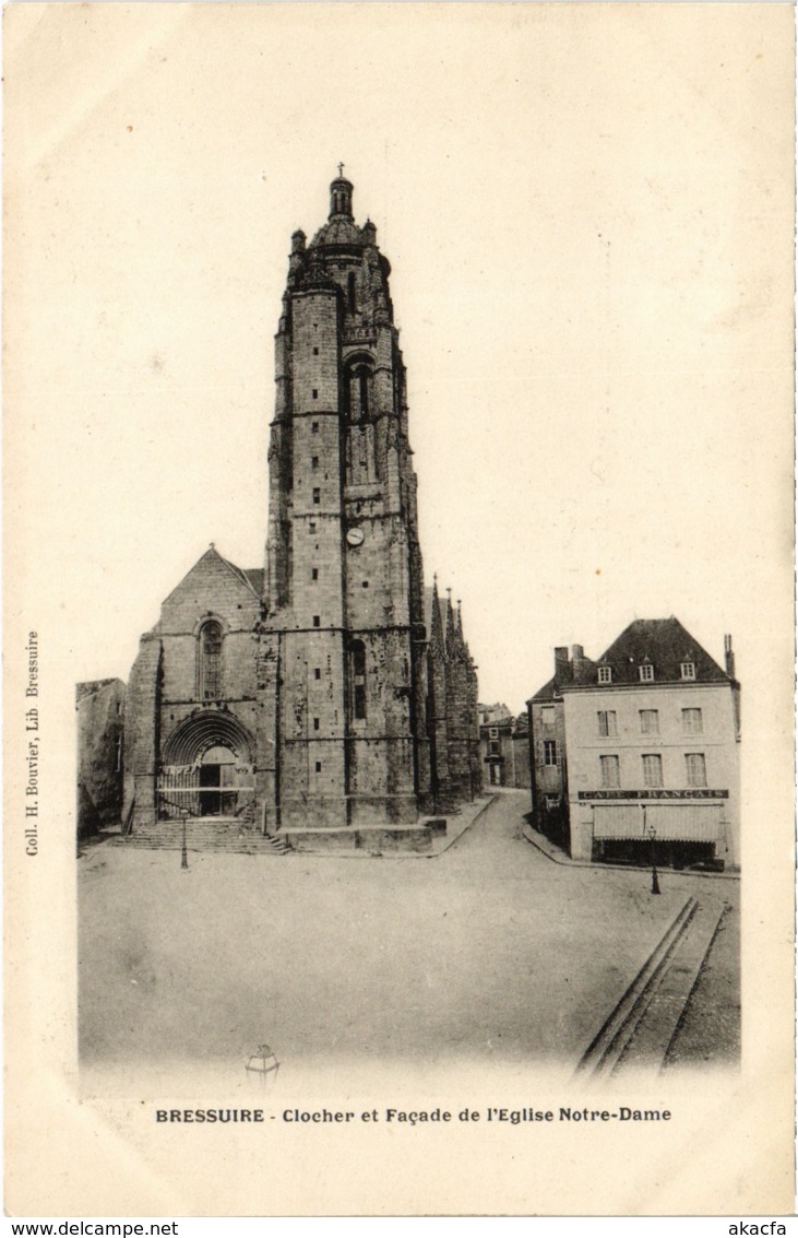 CPA BRESSUIRE - Le Clocher et Facade (89548)