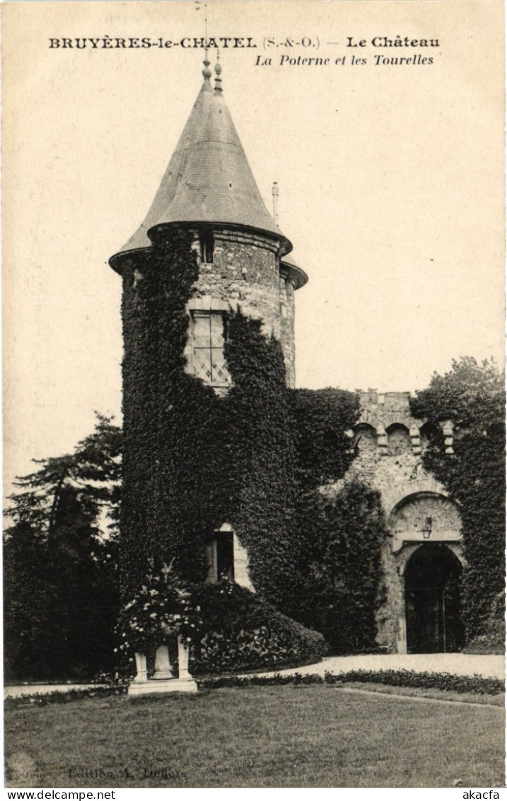 CPA BRUYERES-le-CHATEL Chateau - Poterne et Tourelles (1354345)