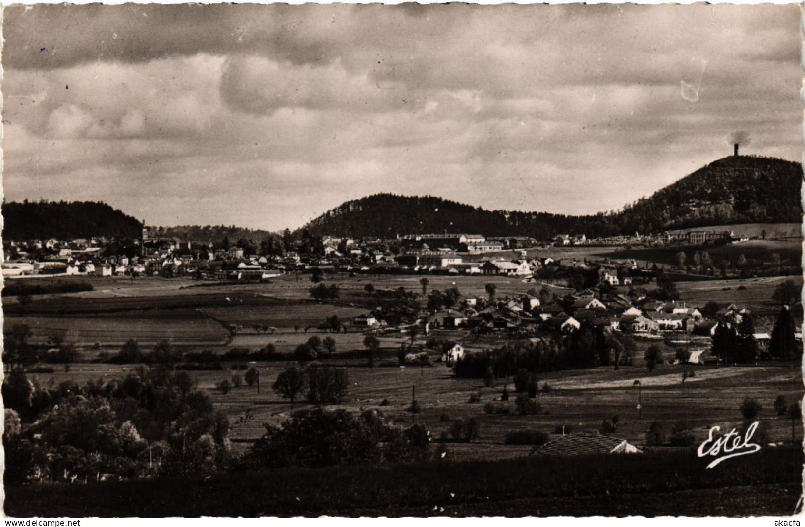 CPA BRUYERES - Panorama sur Champ-le-Duc et BRUYERES - Panorama of (455818)