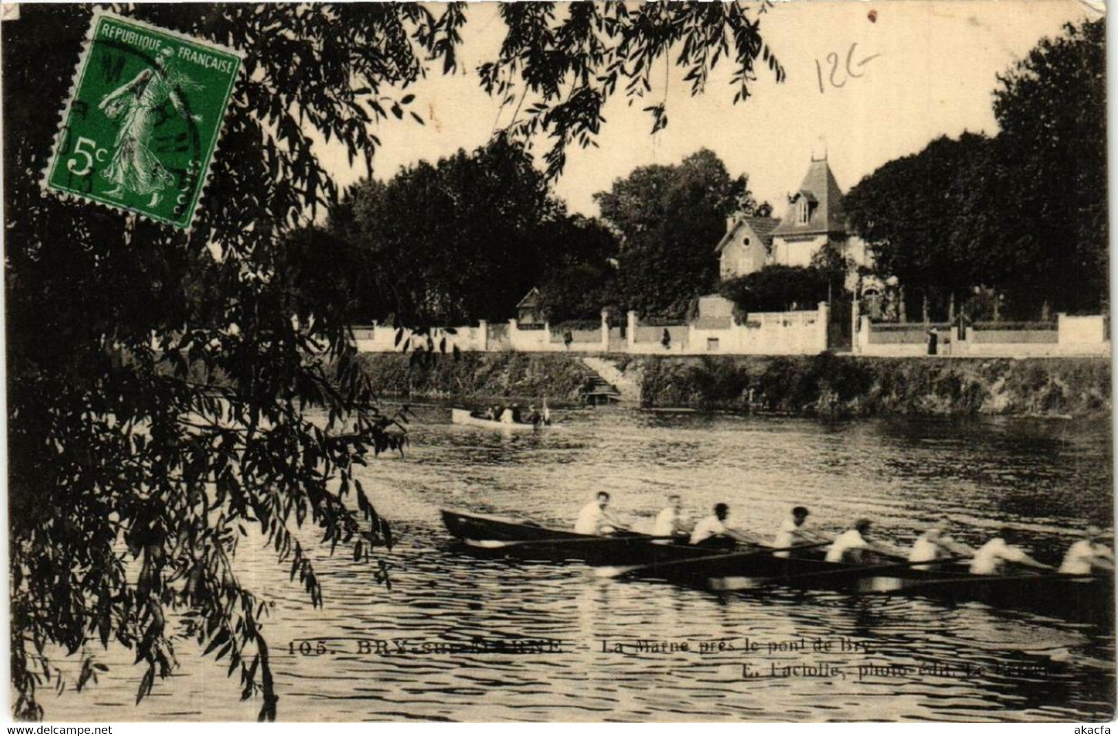 CPA BRY-sur-MARNE La Marne pres le Pont de Bry (600153)