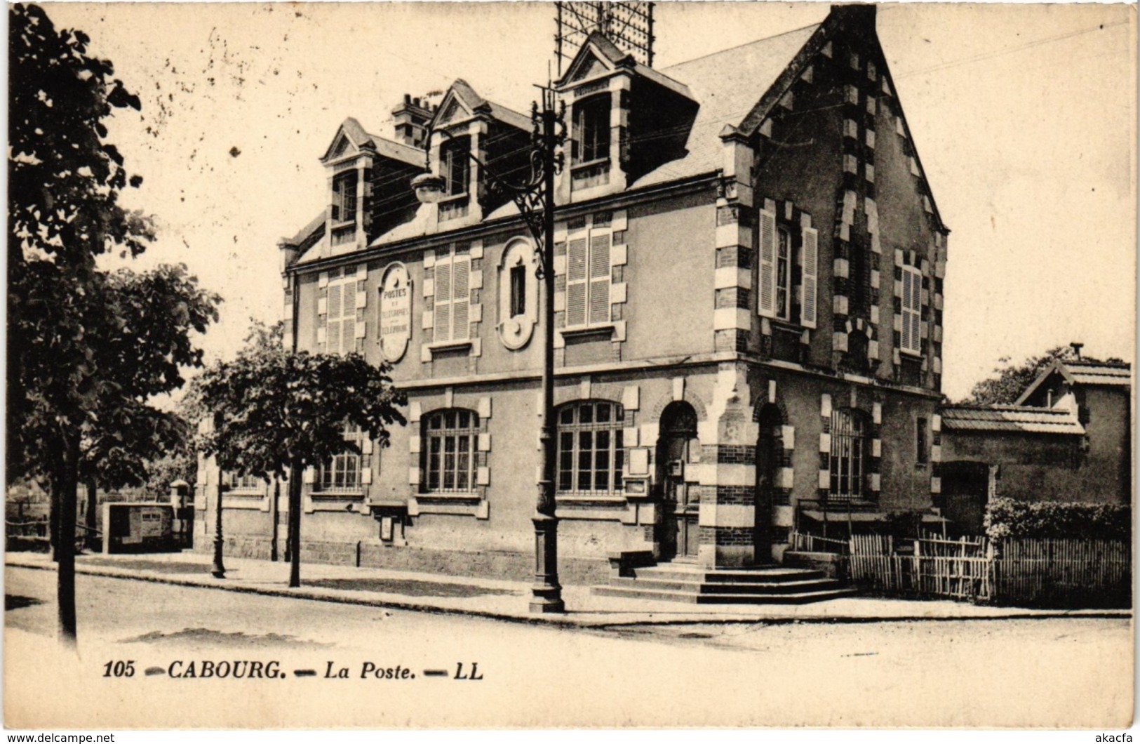 CPA Cabourg (Dep.14) La Poste (985404)