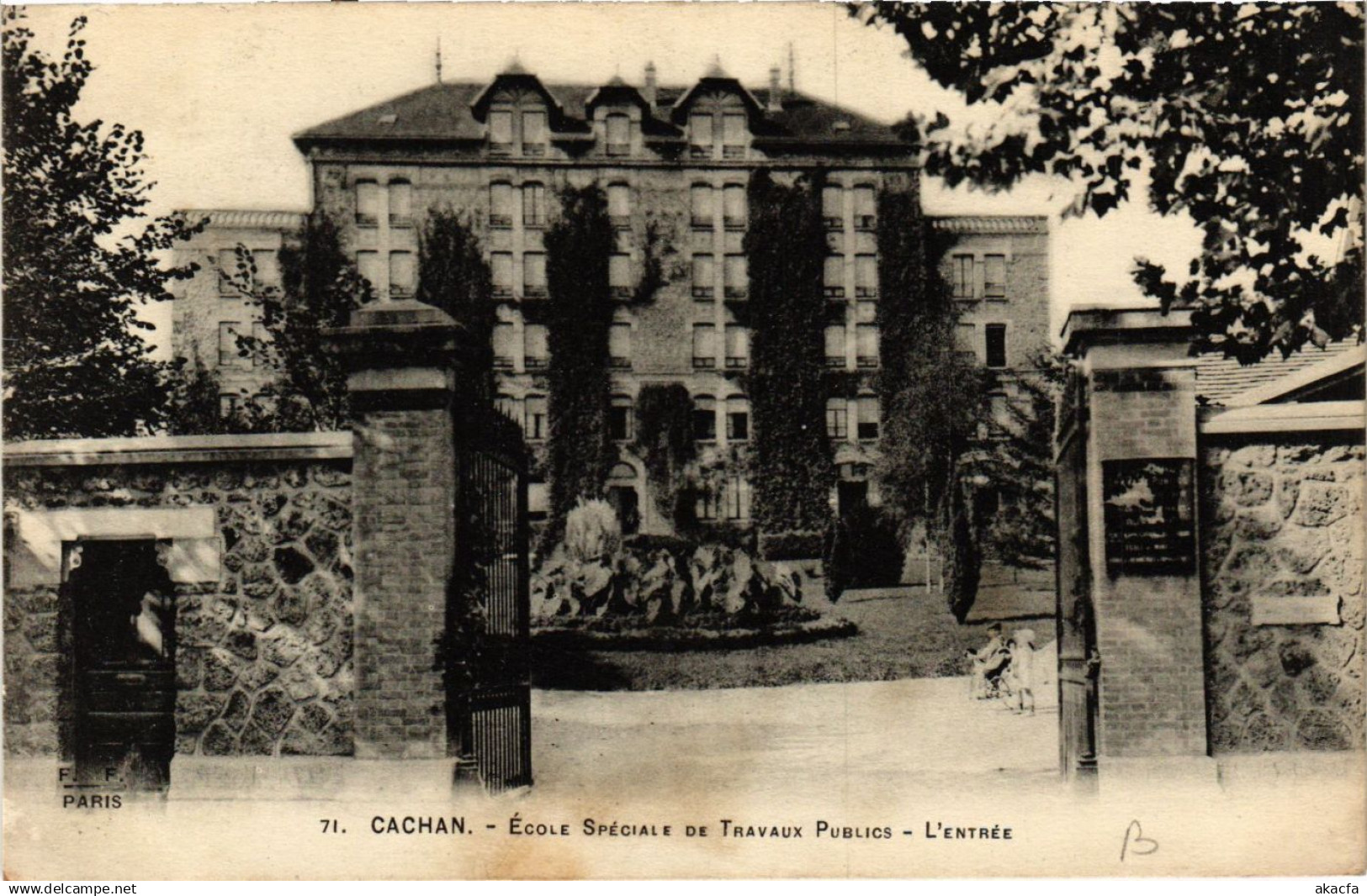 CPA CACHAN - École Spéciale de Travaux Publics - L'Entrée (659658)