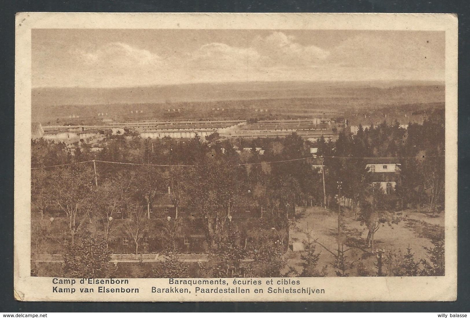 +++ CPA - CAMP D'ELSENBORN Kamp - Butgenbach - Baraquements, écuries et cibles    //