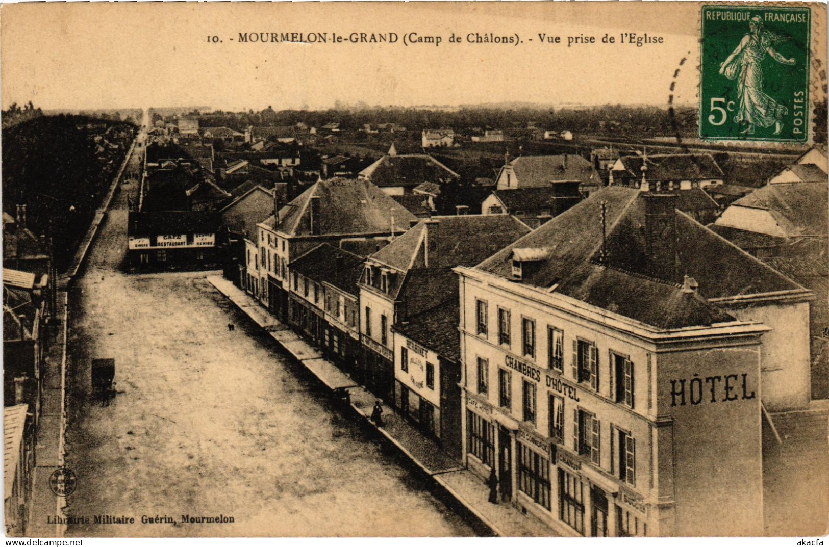 CPA Camp de Chalons Mourmelon-le-Grand vue prise de l'Eglise (1279760)