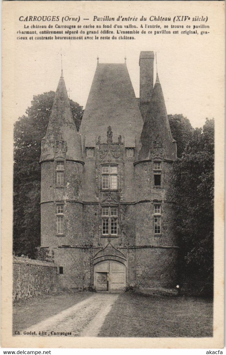 CPA Carrouges Pavillon d'entree du Chateau FRANCE (1054048)