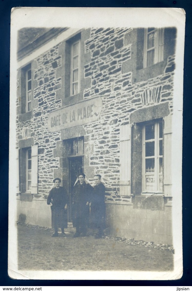 cpa carte photo -- café de la Place à priori Trédarzec ou Langazou Minihy Tréguier ?? -- près de Tréguier  LZ115