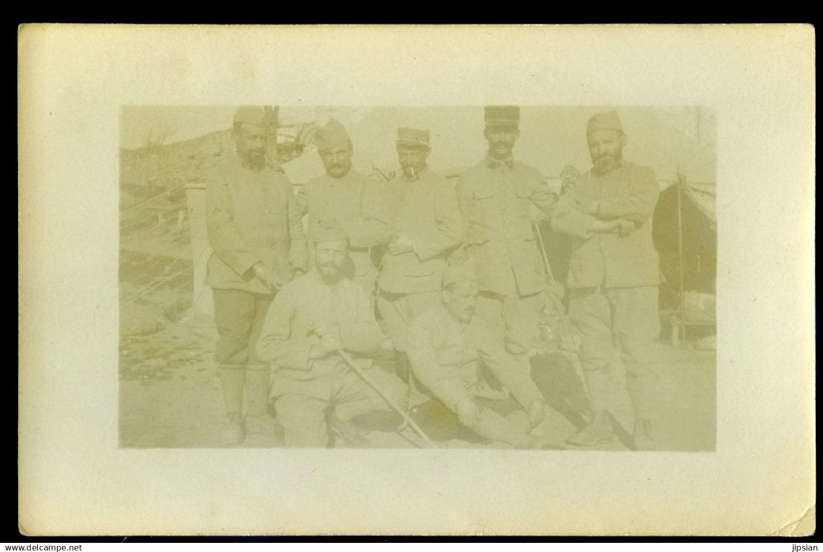 cpa carte photo militaria groupe de soldats en Macédoine du Nord en 1918    MAI24-11bis