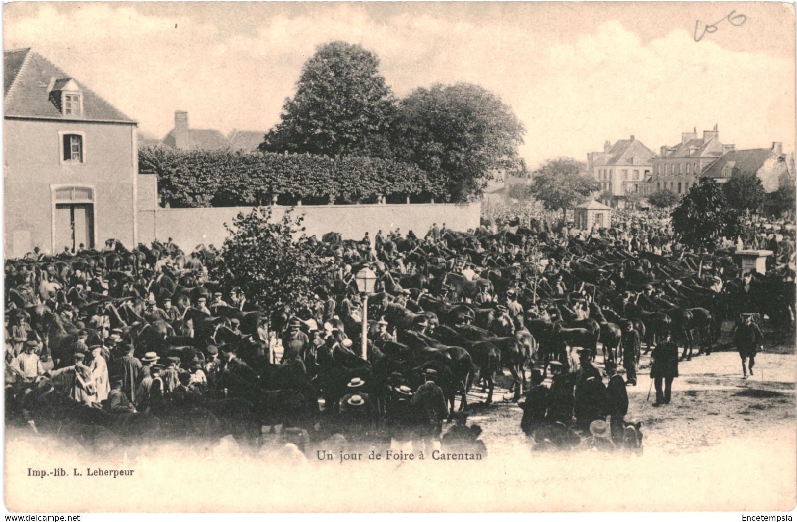 CPA Carte Postale France Carentan Un Jour de Foire   VM77575