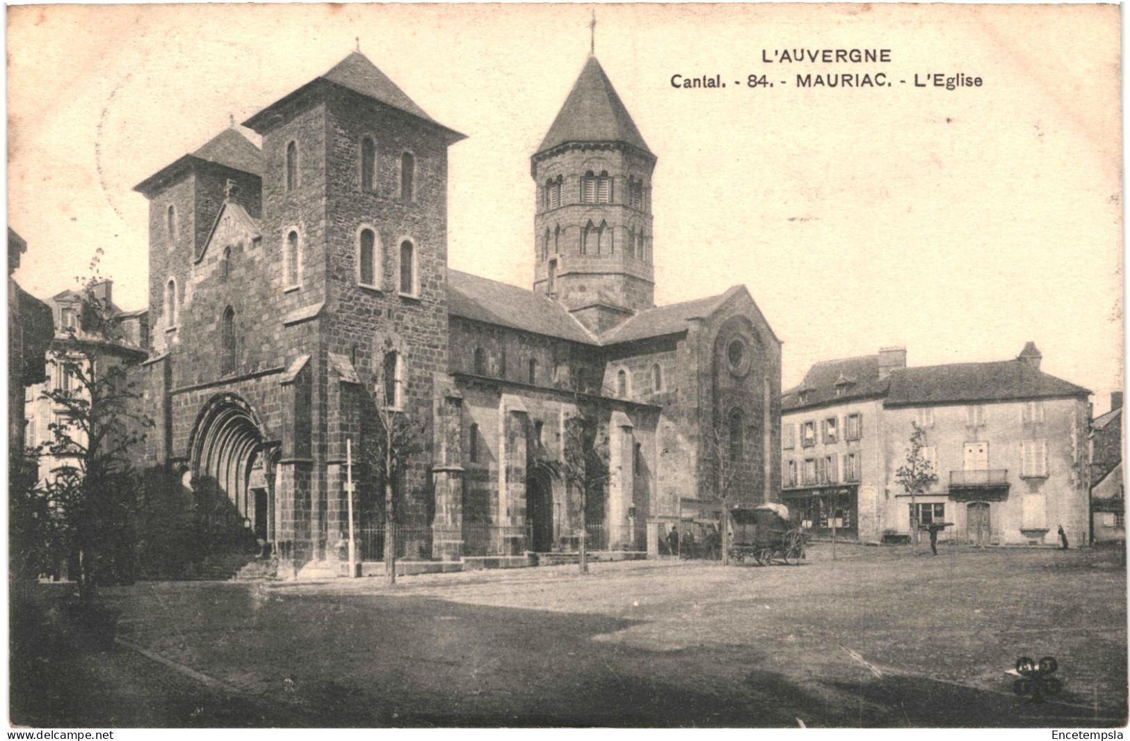 CPA Carte postale France Mauriac L'église   VM81950