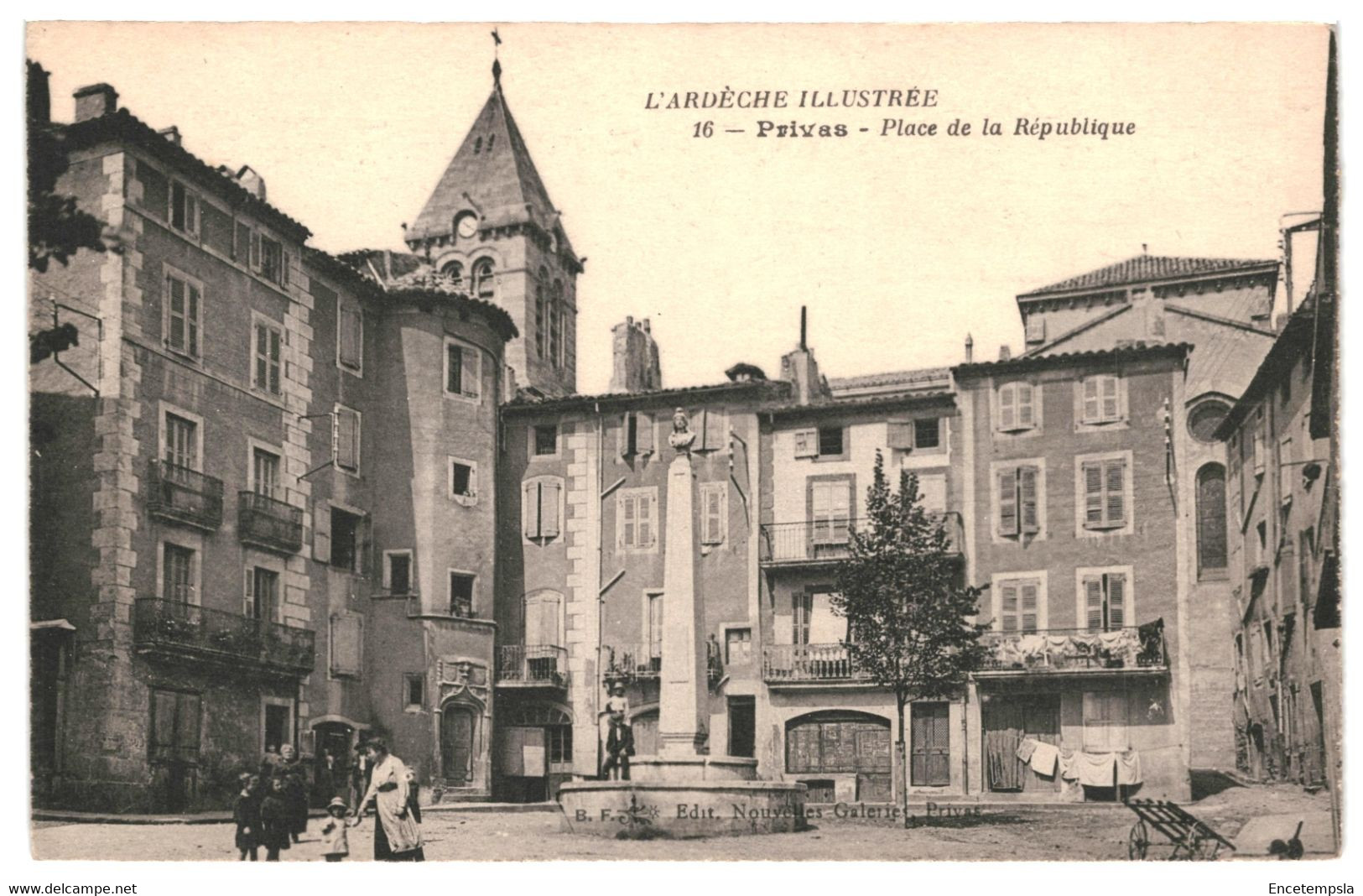 CPA-Carte Postale France-Privas Place de la république   VM39592