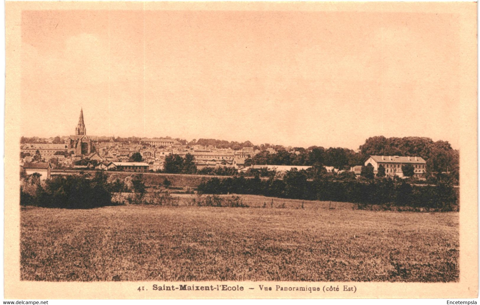 CPA-carte postale France Saint Maixent l'Ecole - Vue panoramique  VM44205