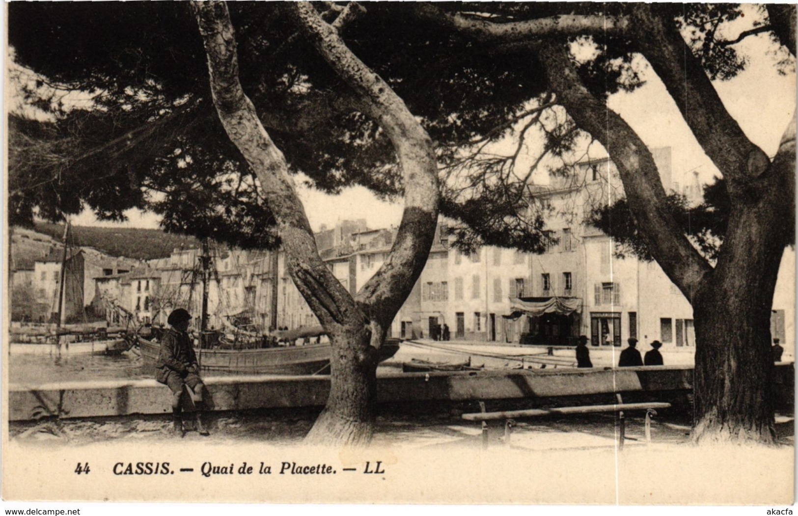 CPA CASSIS Quai de la Placette (986304)