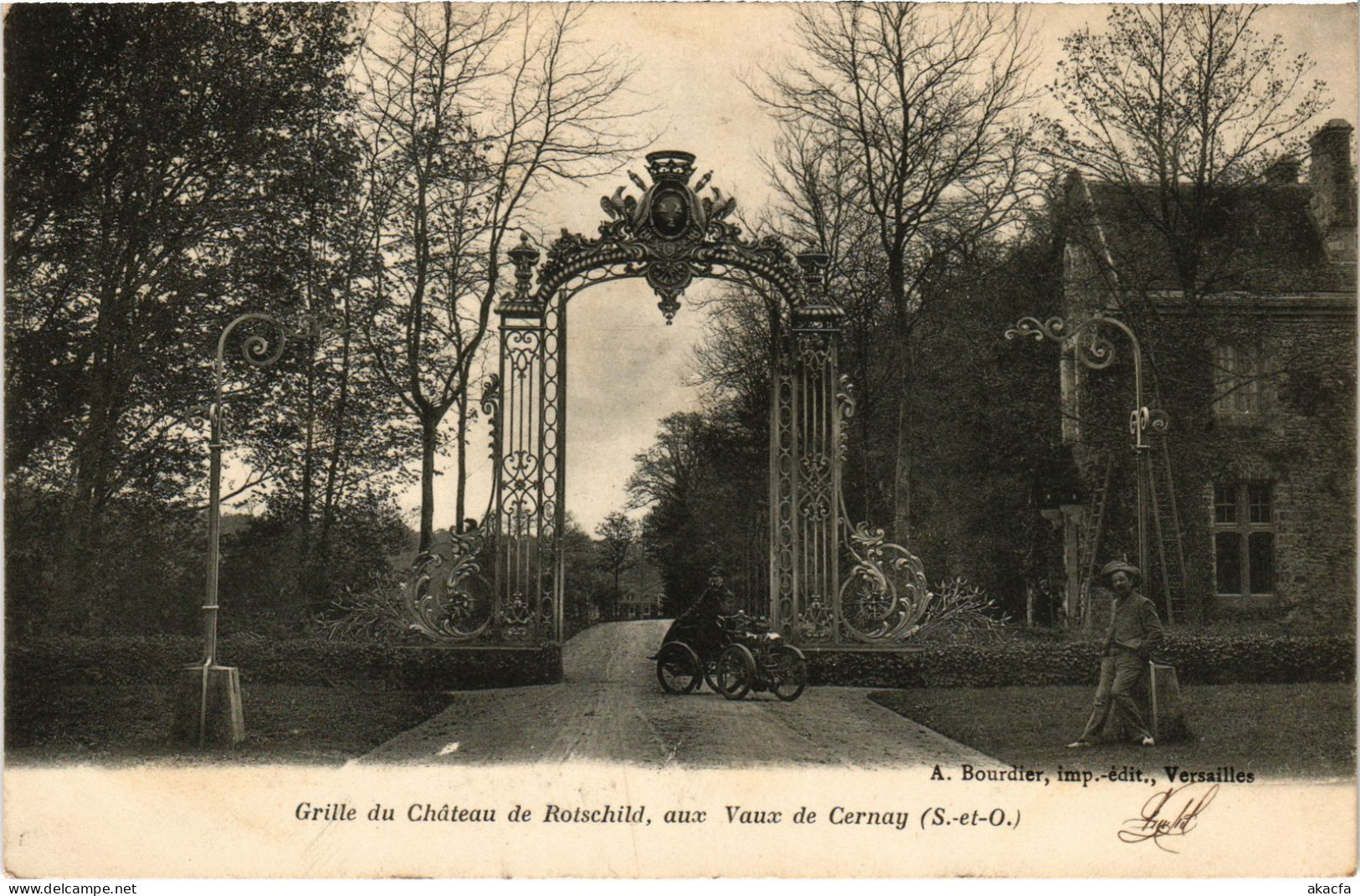 CPA CERNAY-la-VILLE Vaux de Cernay - Chateau Rotschild - Grille (1385996)