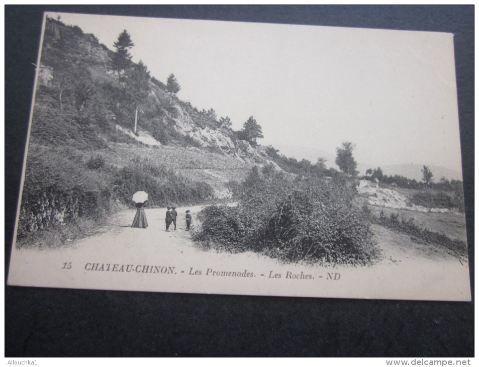 CPA :Château-Chinon (Nièvre) promenade