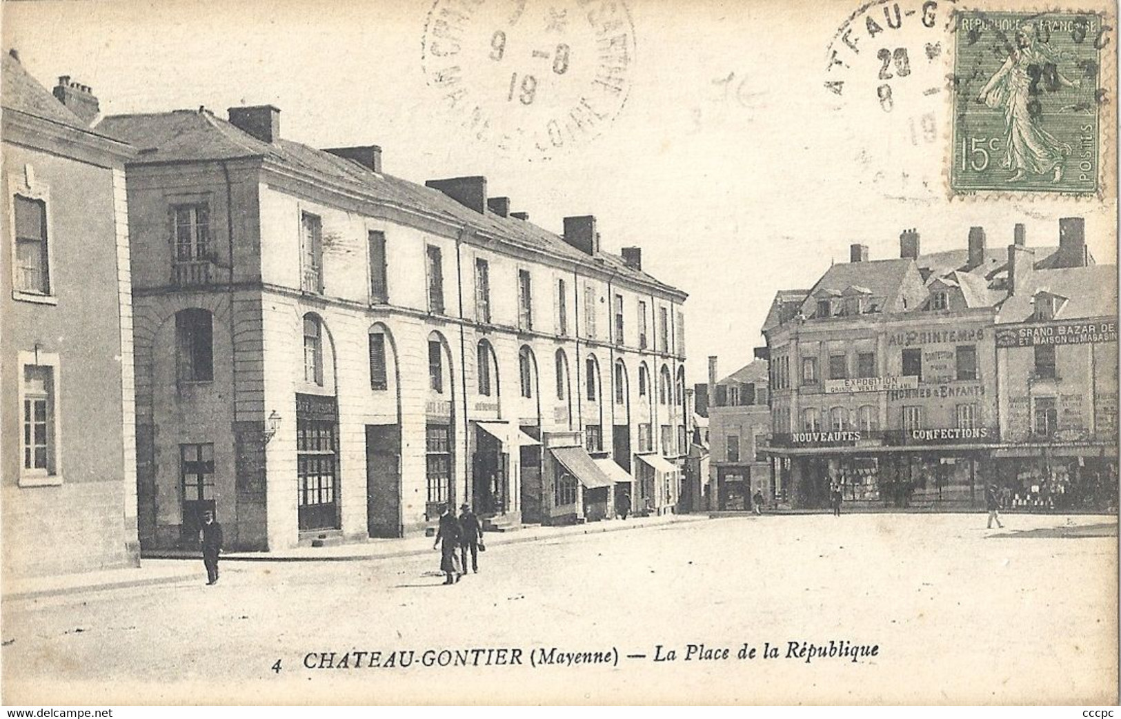 CPA Chateau-Gontier La Place de la République