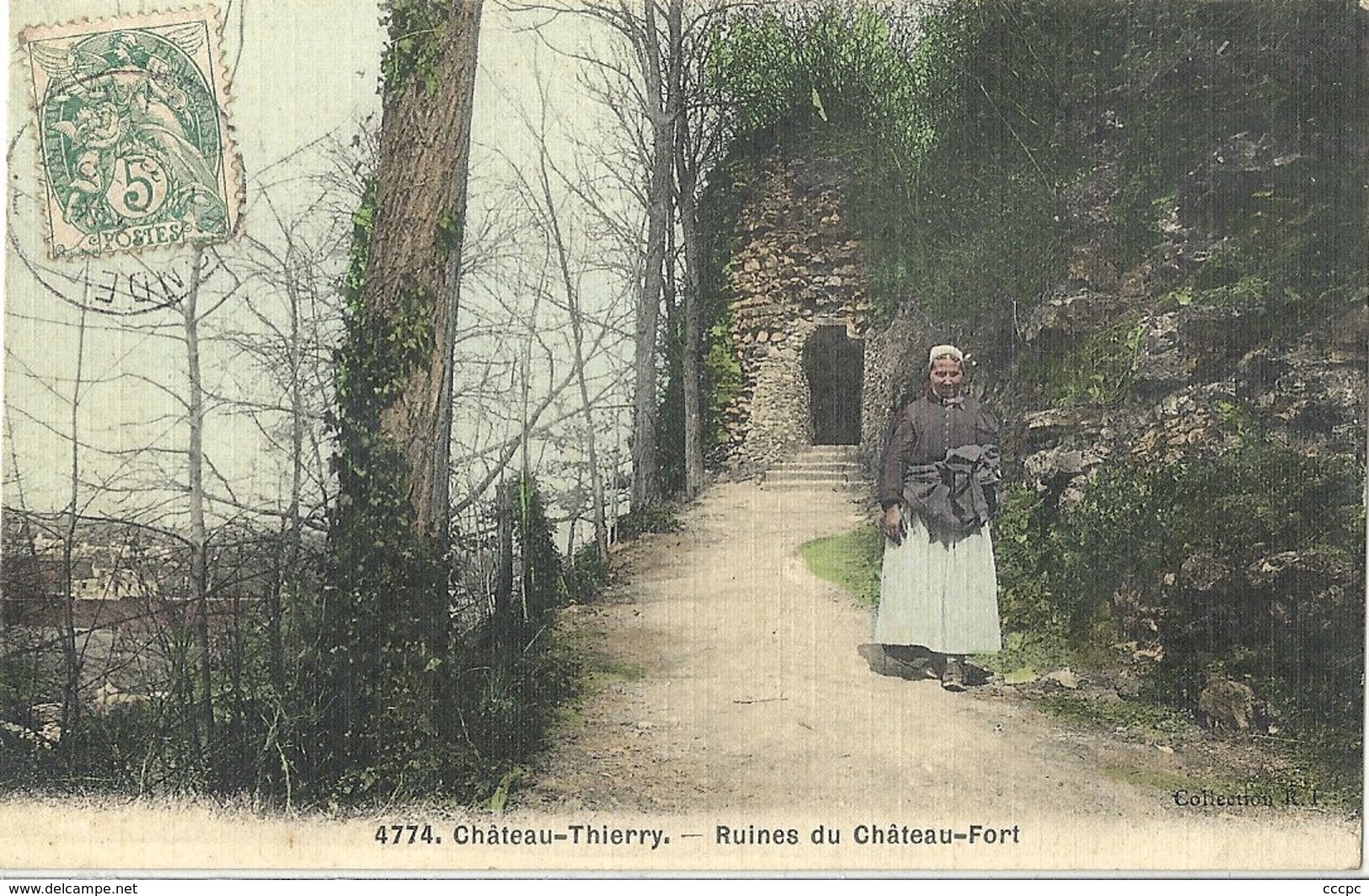 CPA Chateau-Thierry Ruines du Chateau-Fort