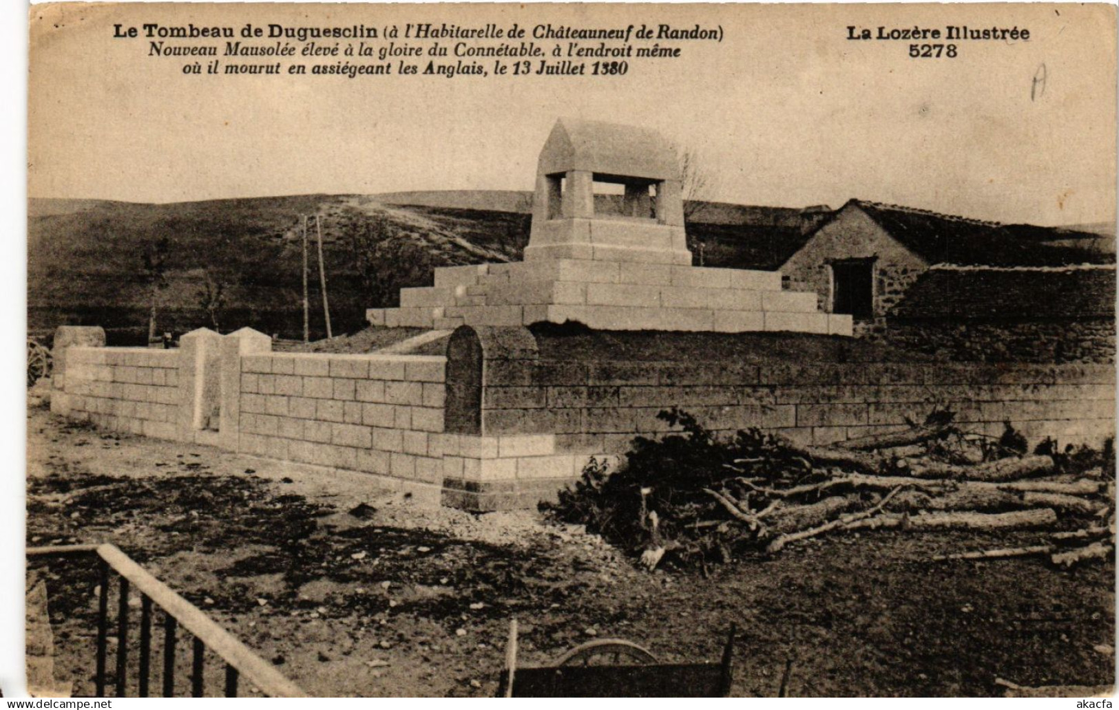 CPA CHATEAUNEUF-de-RANDON - Le Tombeau de Duguesclin (638258)