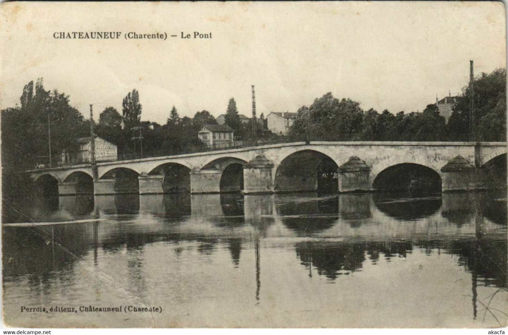 CPA Chateauneuf-sur-Charente Le Pont FRANCE (1074242)