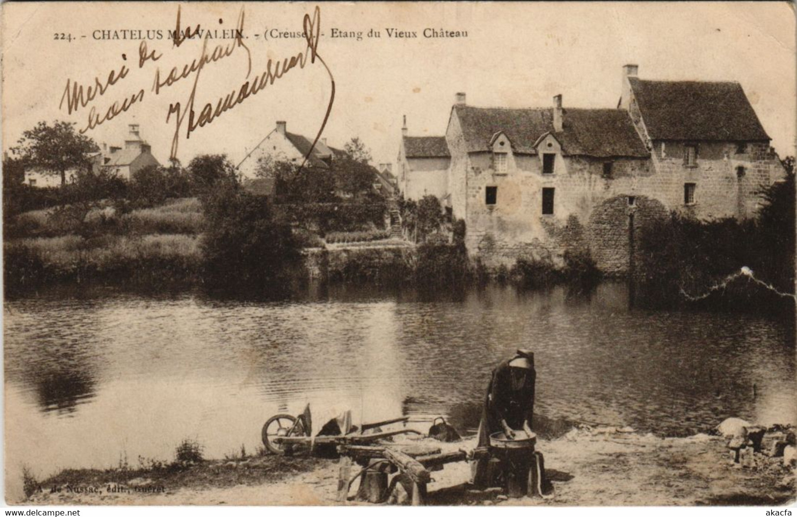 CPA Chatelus Malvaleix Etang du Vieux Chateau FRANCE (1050566)