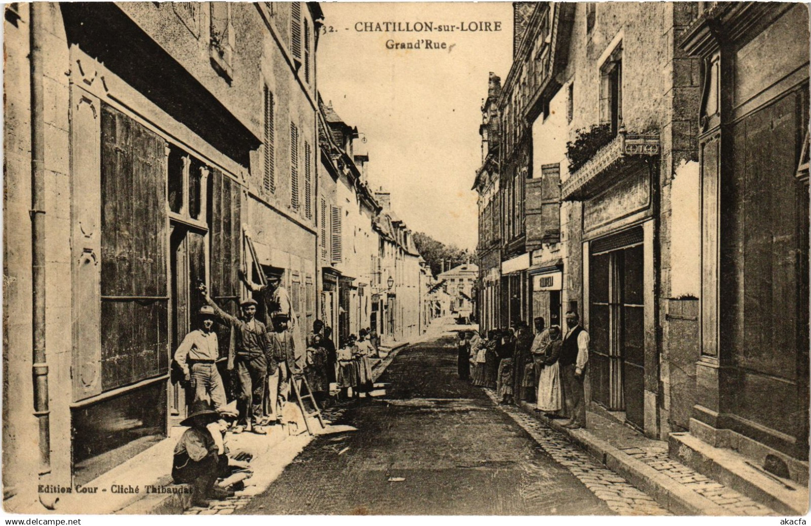 CPA Chatillon-sur-Loire Grande Rue (1392437)