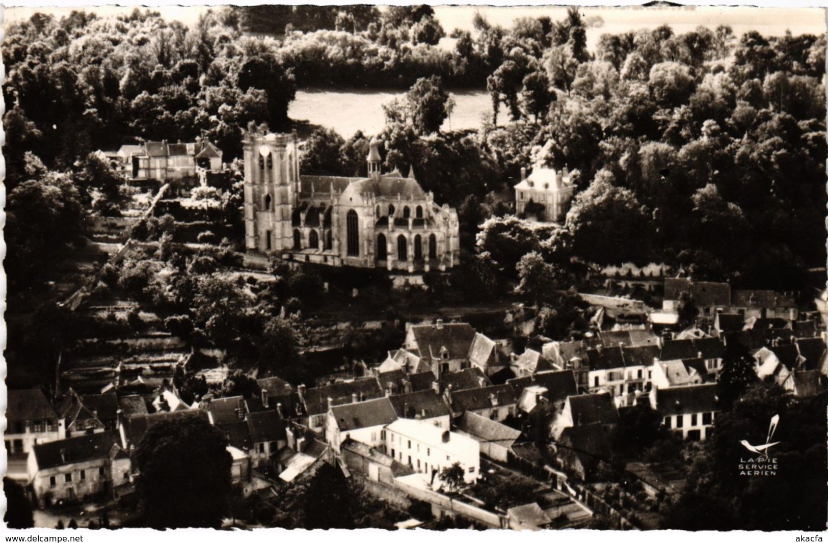 CPA Chaumont en Vexin- Eglise St Jean Batiste FRANCE (1020598)