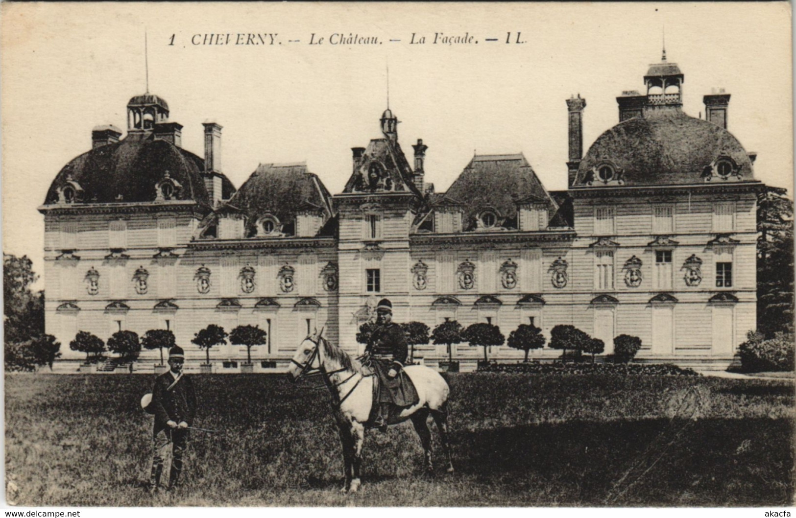 CPA CHEVERNY - Le Chateau La Facade (128024)