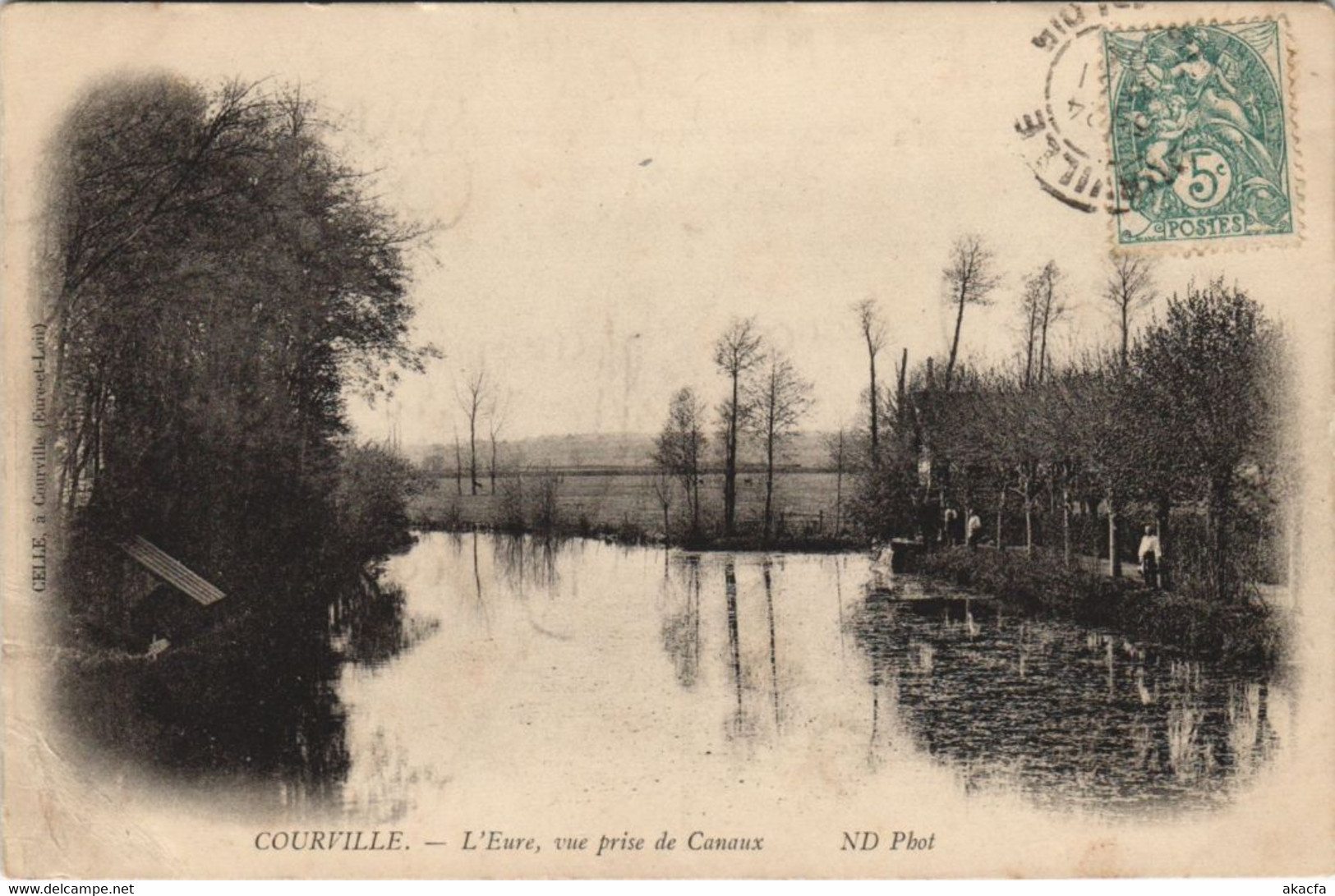 CPA COURVILLE - L'Eure vue prise de Canaux (33333)