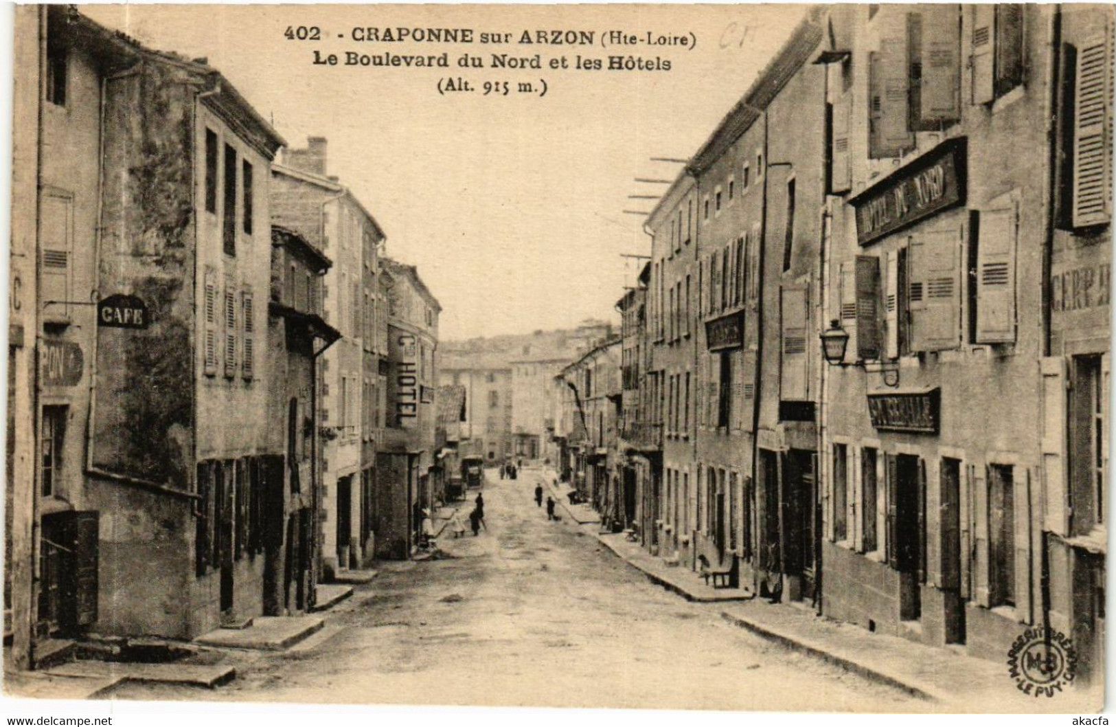 CPA CRAPONNE-sur-ARZON Le Boulevard du Nord et les Hotels (585334)