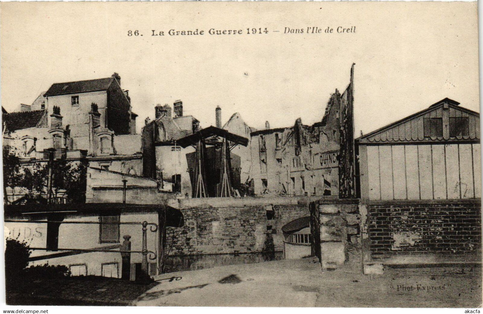 CPA Creil Ile de Creil Guerre (1185861)