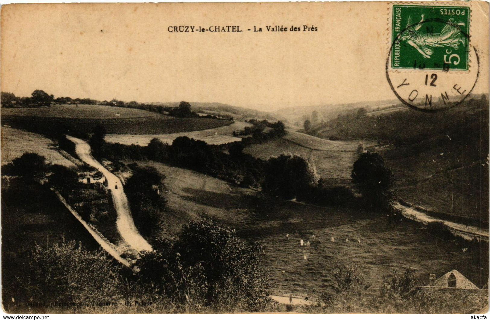 CPA CRUZY-le-CHATEL - La Vallée des Pres (357927)