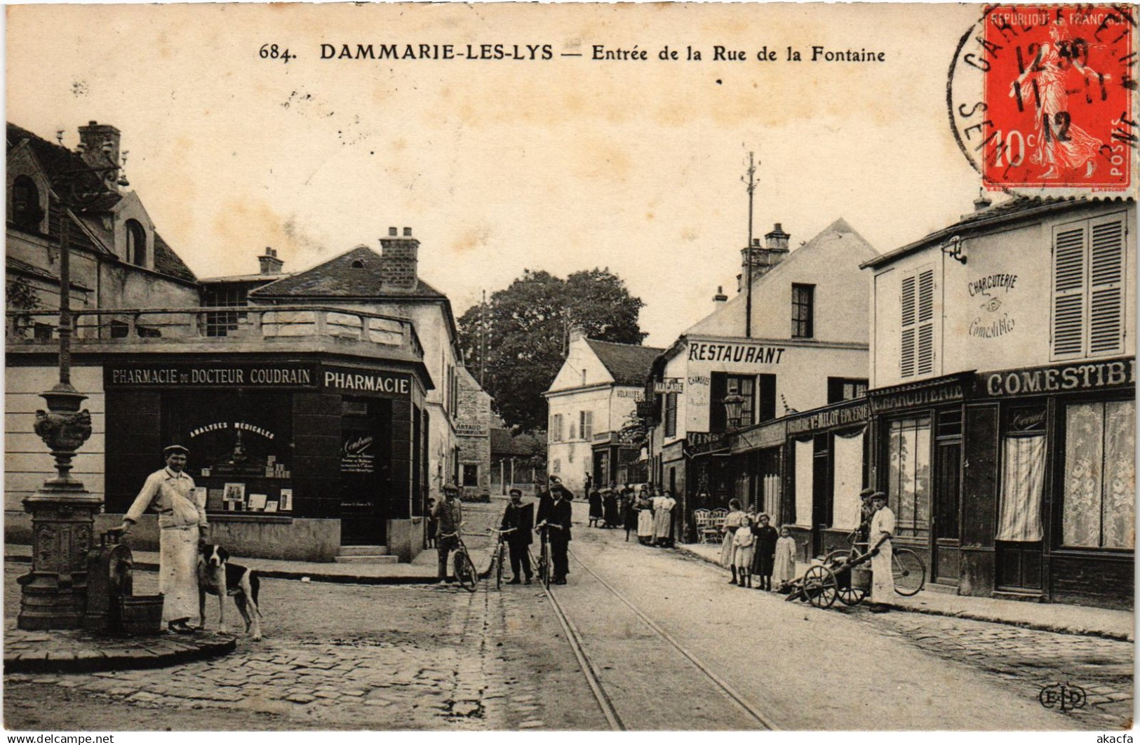 CPA Dammarie-les-Lys Entrée Rue de la Fontaine (1391888)