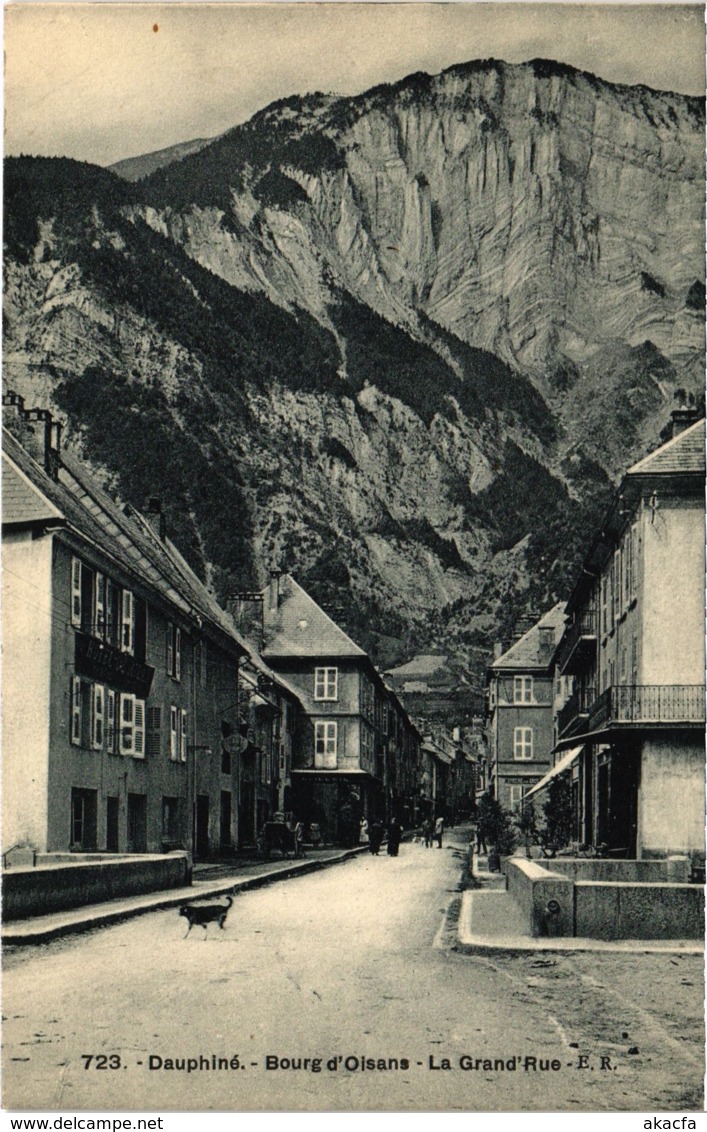 CPA Dauphiné - Bourg d'Oisans - La Grand Rue (112773)