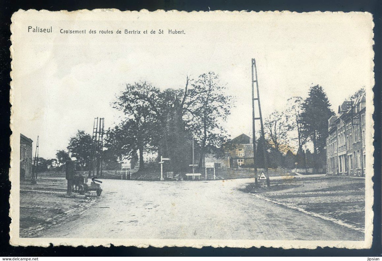 cpa de Belgique Luxembourg Paliseul -- croisement des routes de Bertrix et de St Hubert  STEP25