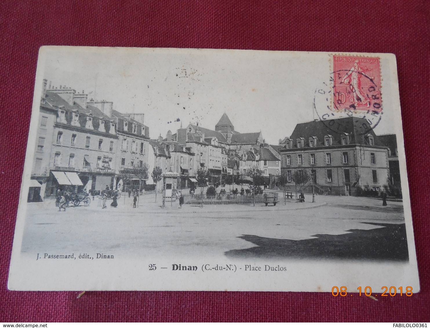 CPA - Dinan - Place Duclos