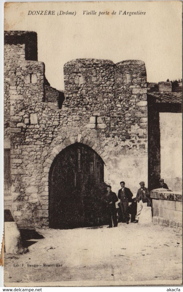 CPA Donzere Vieille porte d'Argentiere FRANCE (1092614)