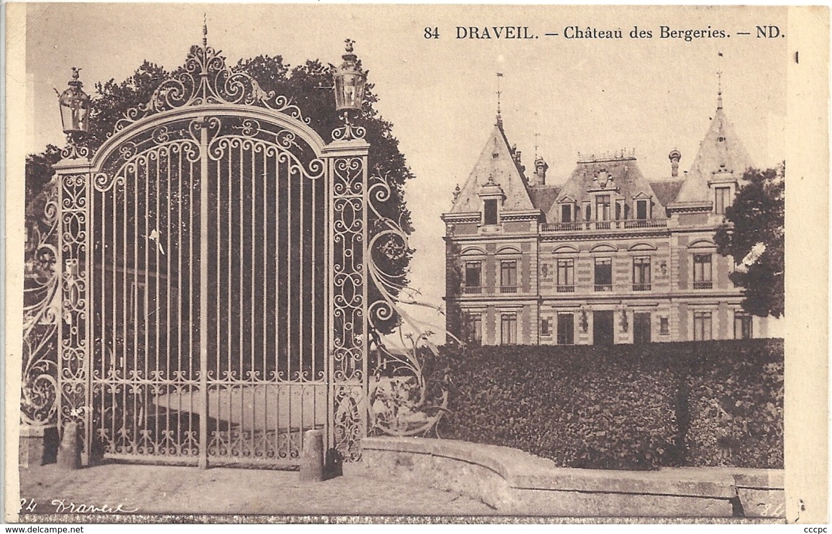 CPA Draveil Château des Bergeries