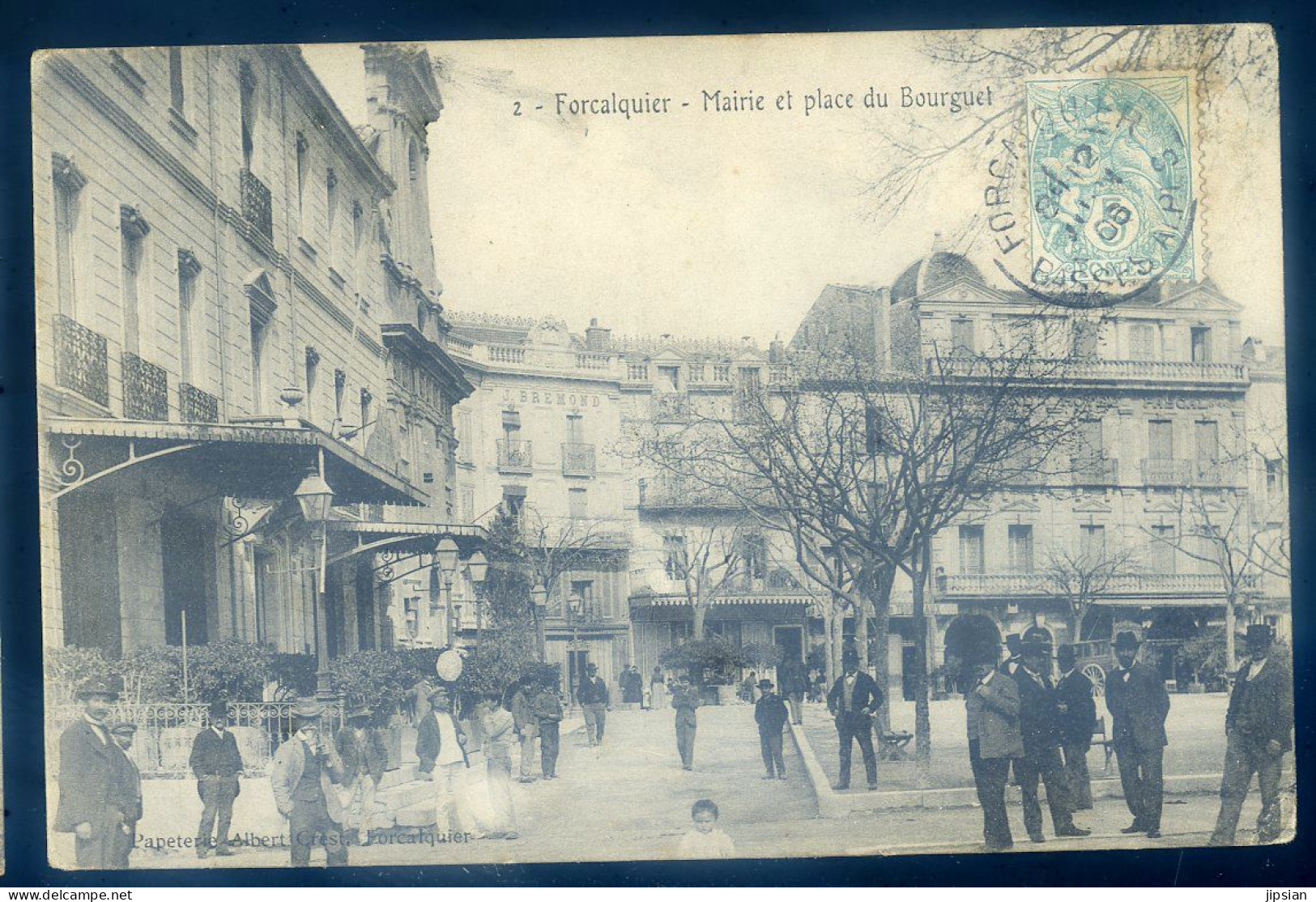 cpa du 04 Forcalquier -- Mairie et place du Bourguet   STEP104