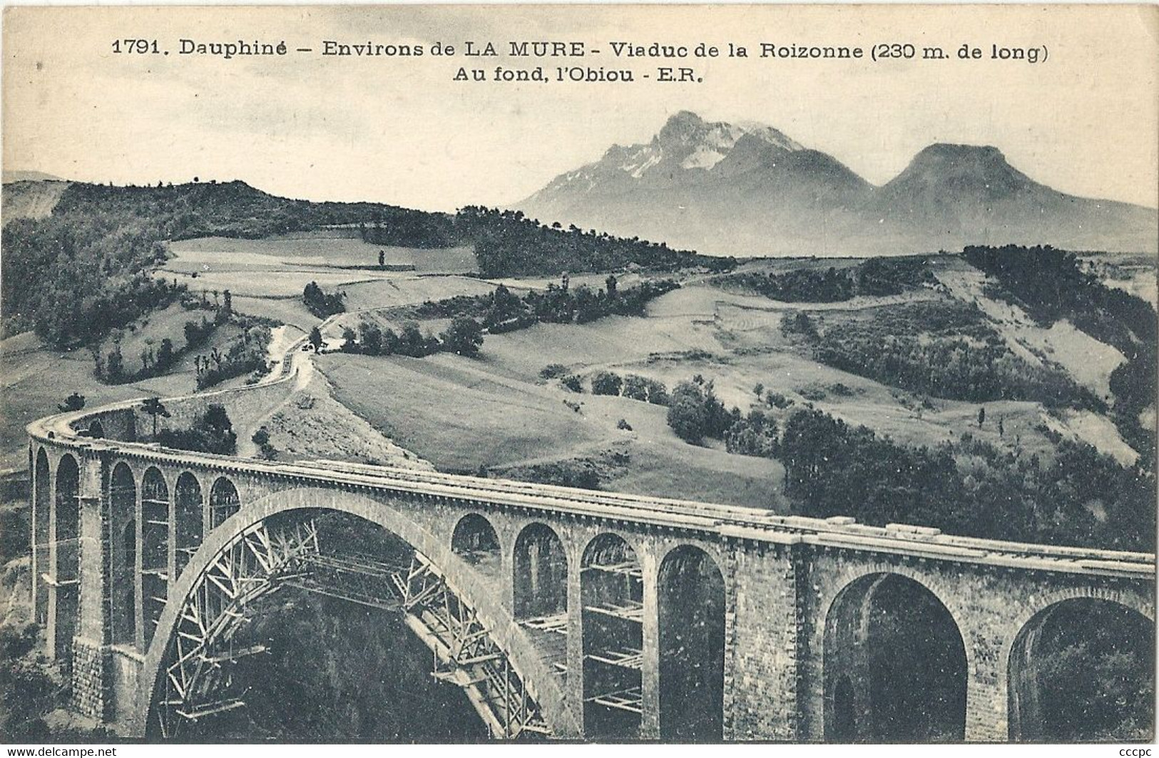 CPA Environs de La Mure Viaduc de la Roizonne au fond l'Obiou