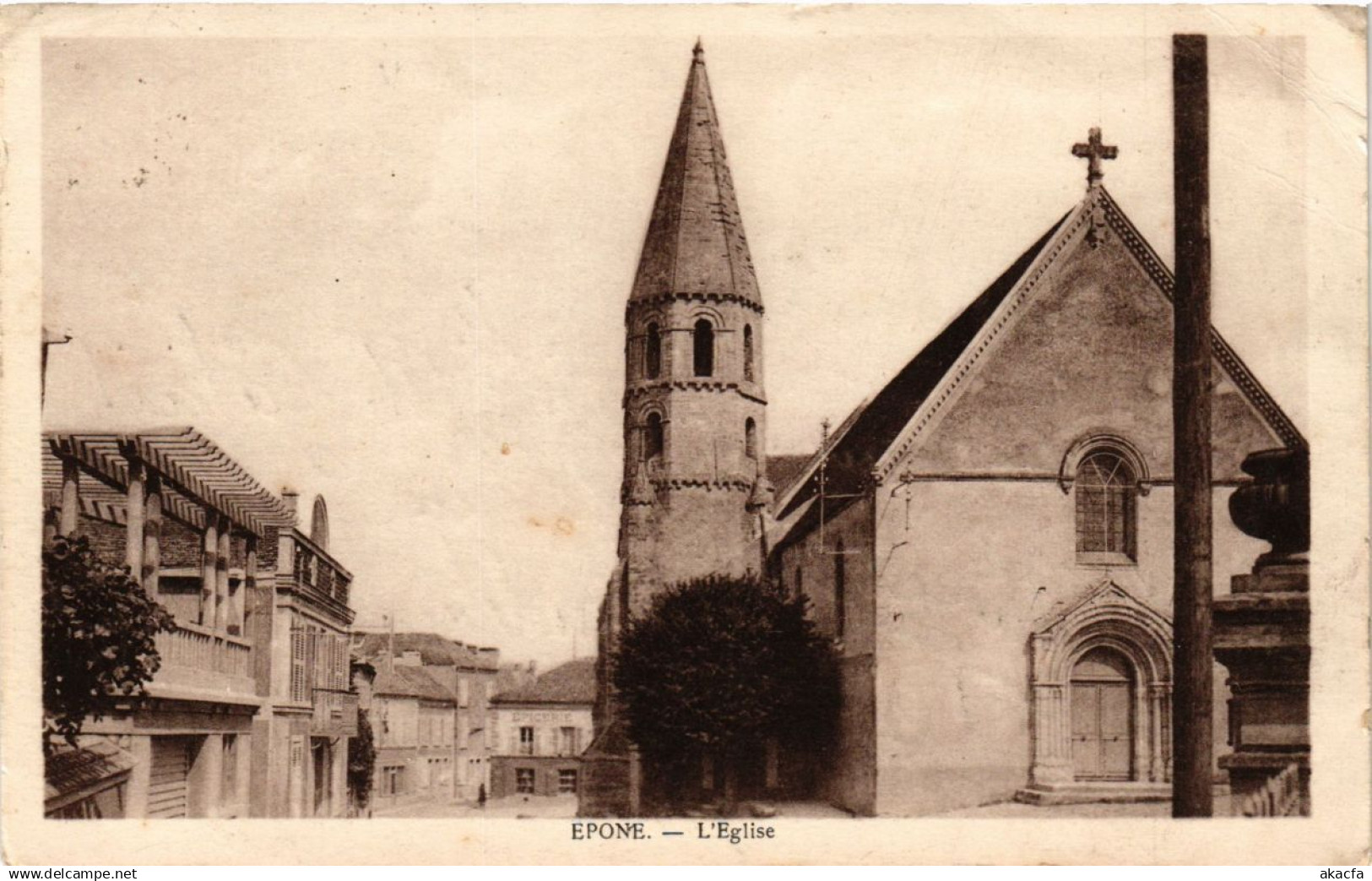 CPA EPONE - L'Église (246712)