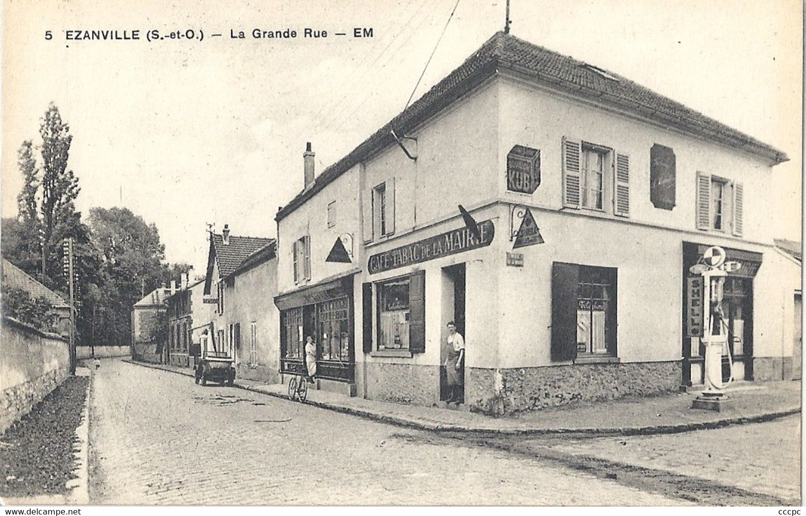 CPA Ezanville La Grande Rue