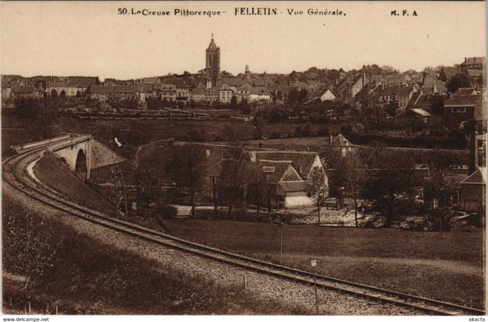 CPA Felletin Vue Generale FRANCE (1050585)