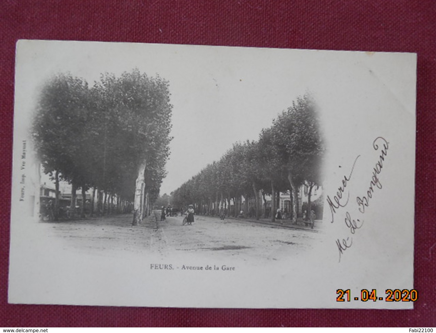 CPA - Feurs - Avenue de la Gare