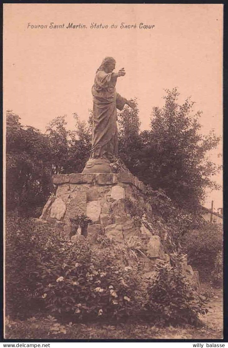 +++ CPA - FOURON ST MARTIN - Statue du Sacré Coeur  //