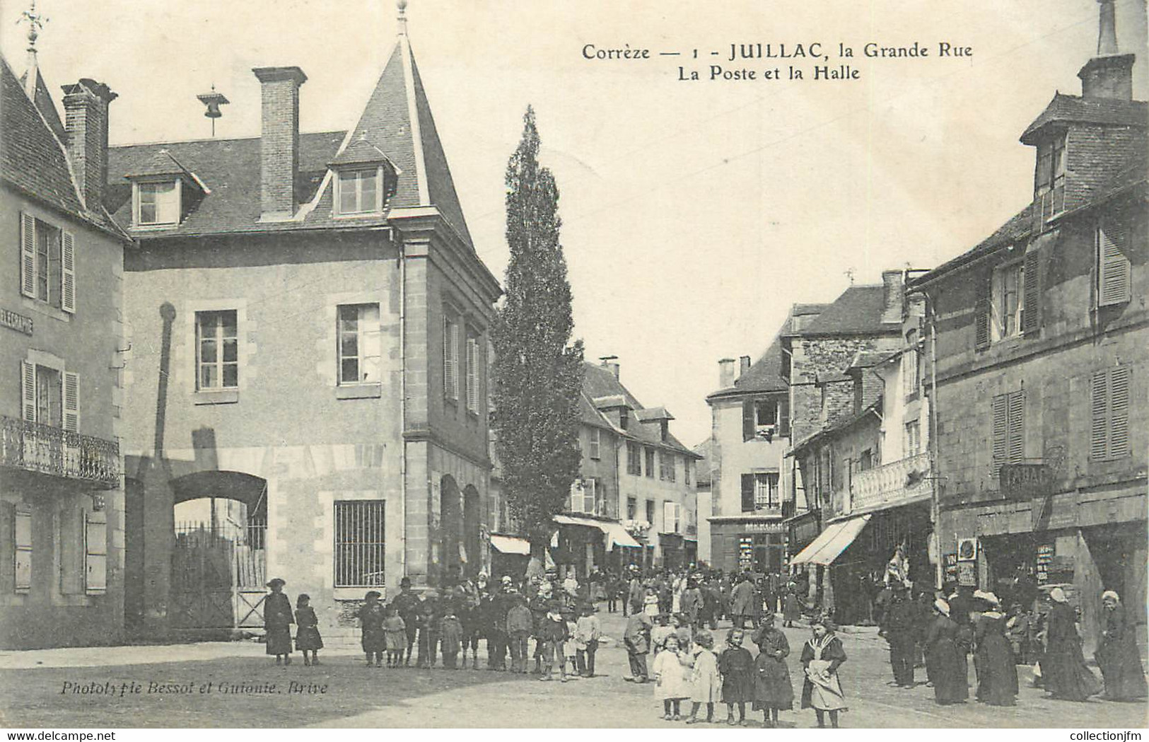 .CPA FRANCE 19  "Juillac, Grande rue"